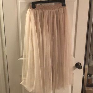 Cream tulle midi skirt